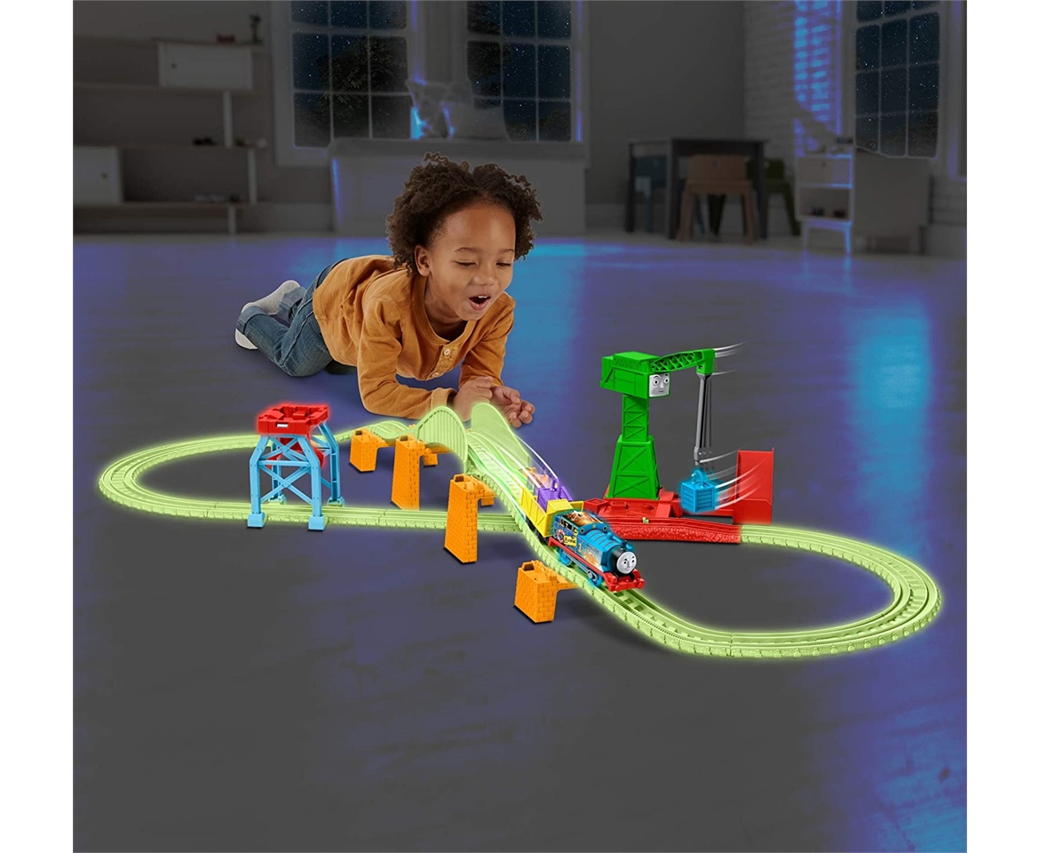 glow in the dark train set