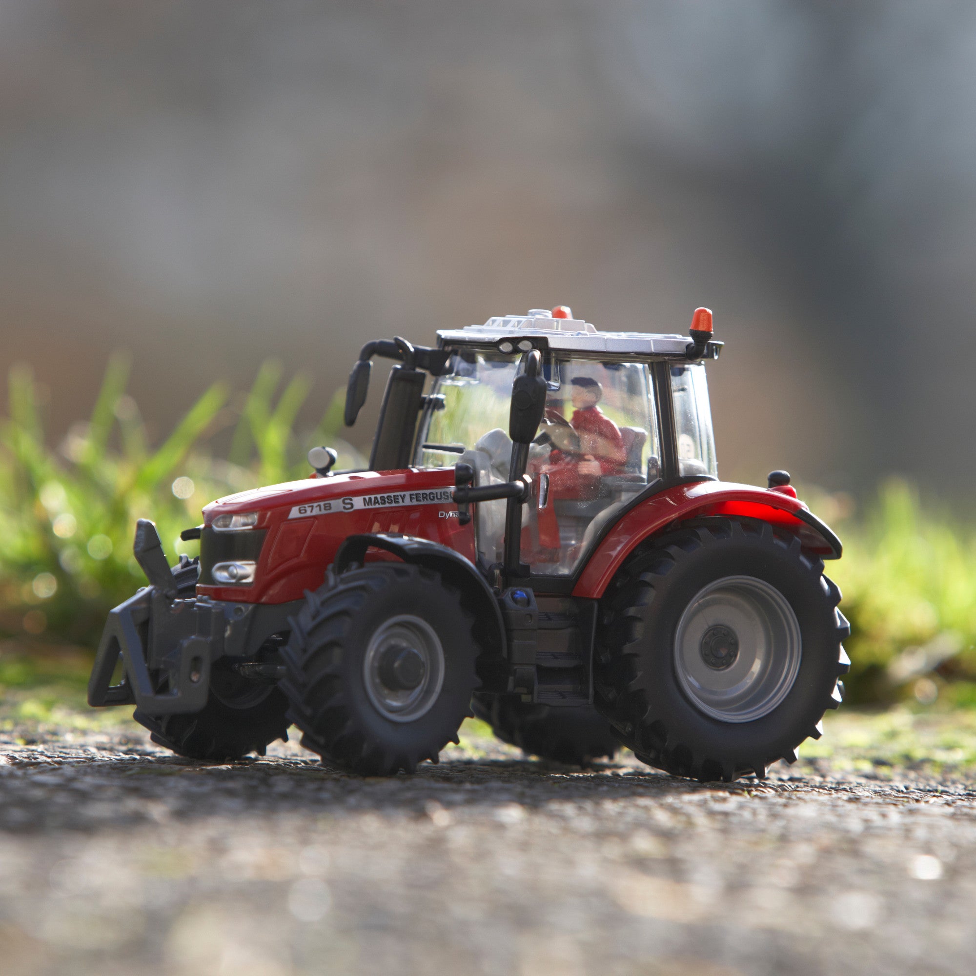 Britains Massey Ferguson 6718S TractorΒ