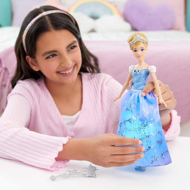 Disney Princess Enchanted Ballgown Cinderella Fashion Doll With Lights & Sounds, Inspired By Movie