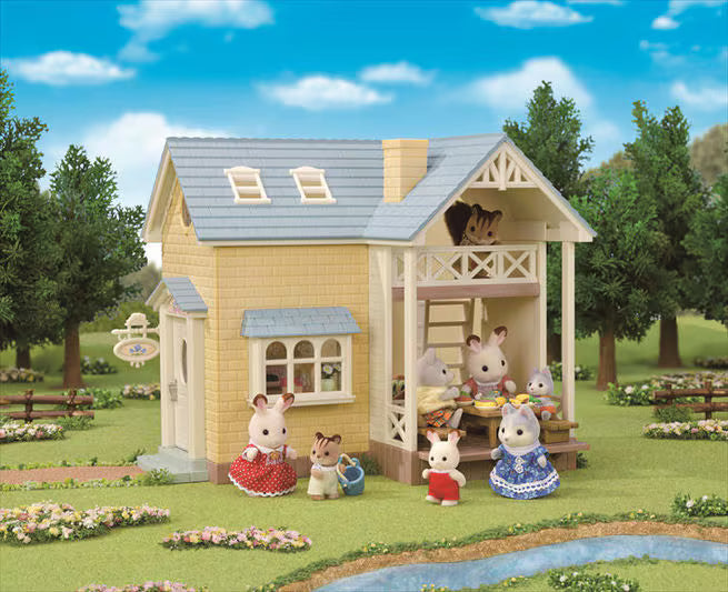 Sylvanian Families Bluebell Cottage Gift Set