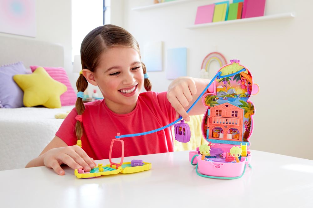 Polly Pocket Large Wearable Momma Monkey And Baby Playset