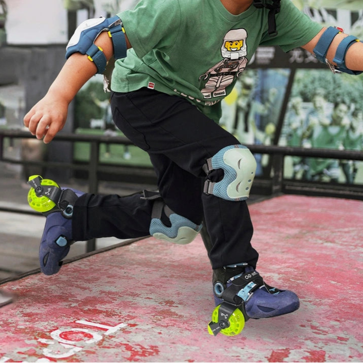 Mii Go Flashing Roller Wheeled Shoe Green Skates With Lights