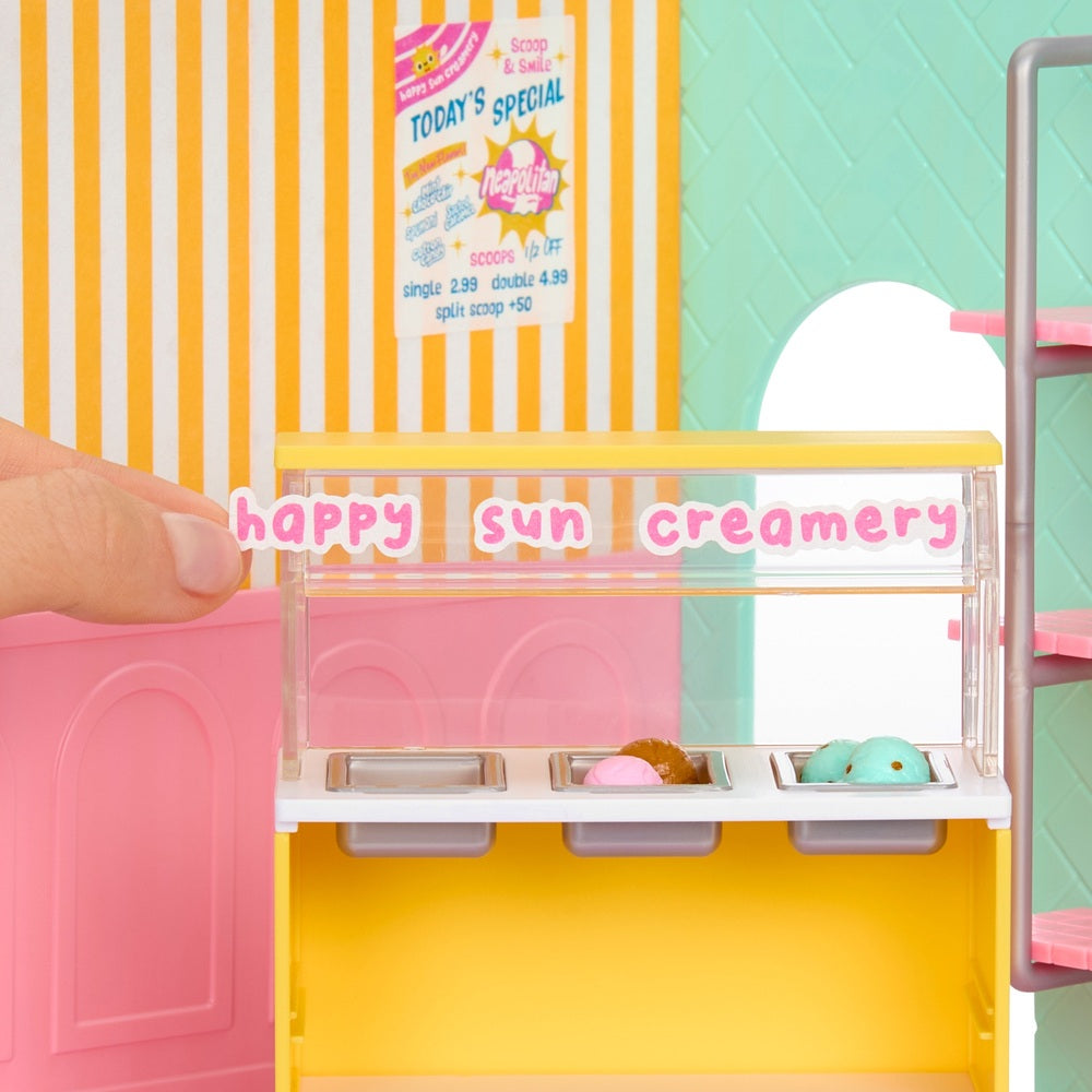 Mga's Miniverse Make It Mini Spaces Ice Cream Shop