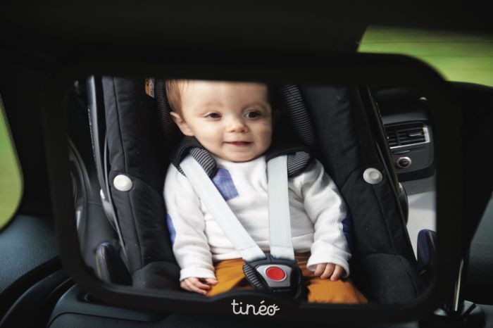 Tinéo Rear-Facing Car Mirror