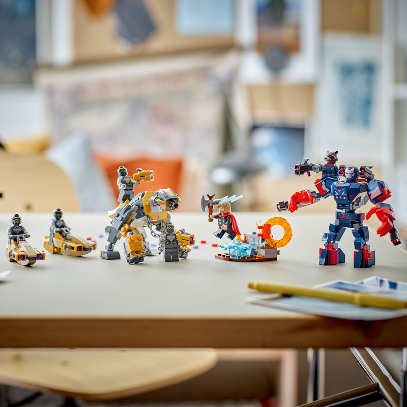 Lego® | Marvel Avengers: Endgame Thor Vs. Chitauri Super Hero Action 76322