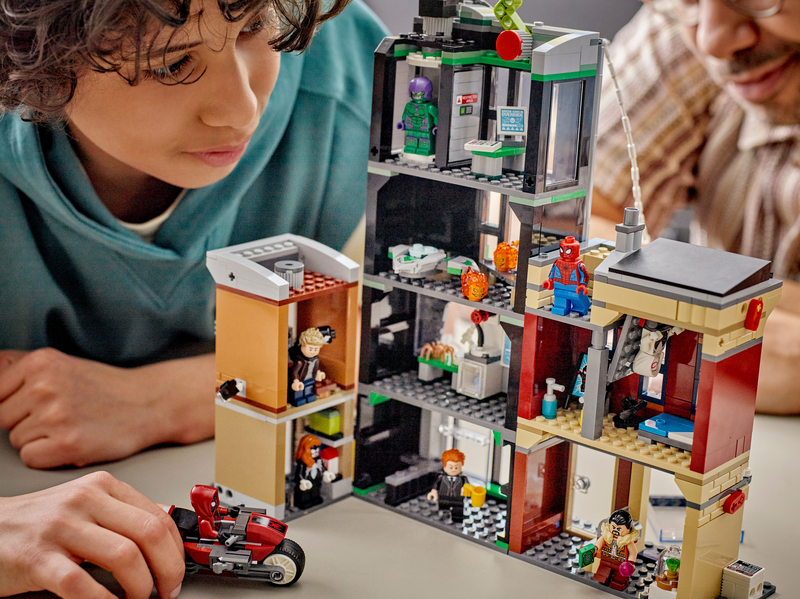 Lego® | Marvel Spider-Man Vs. Oscorp, Kids’ Super Hero Building Kit 76324