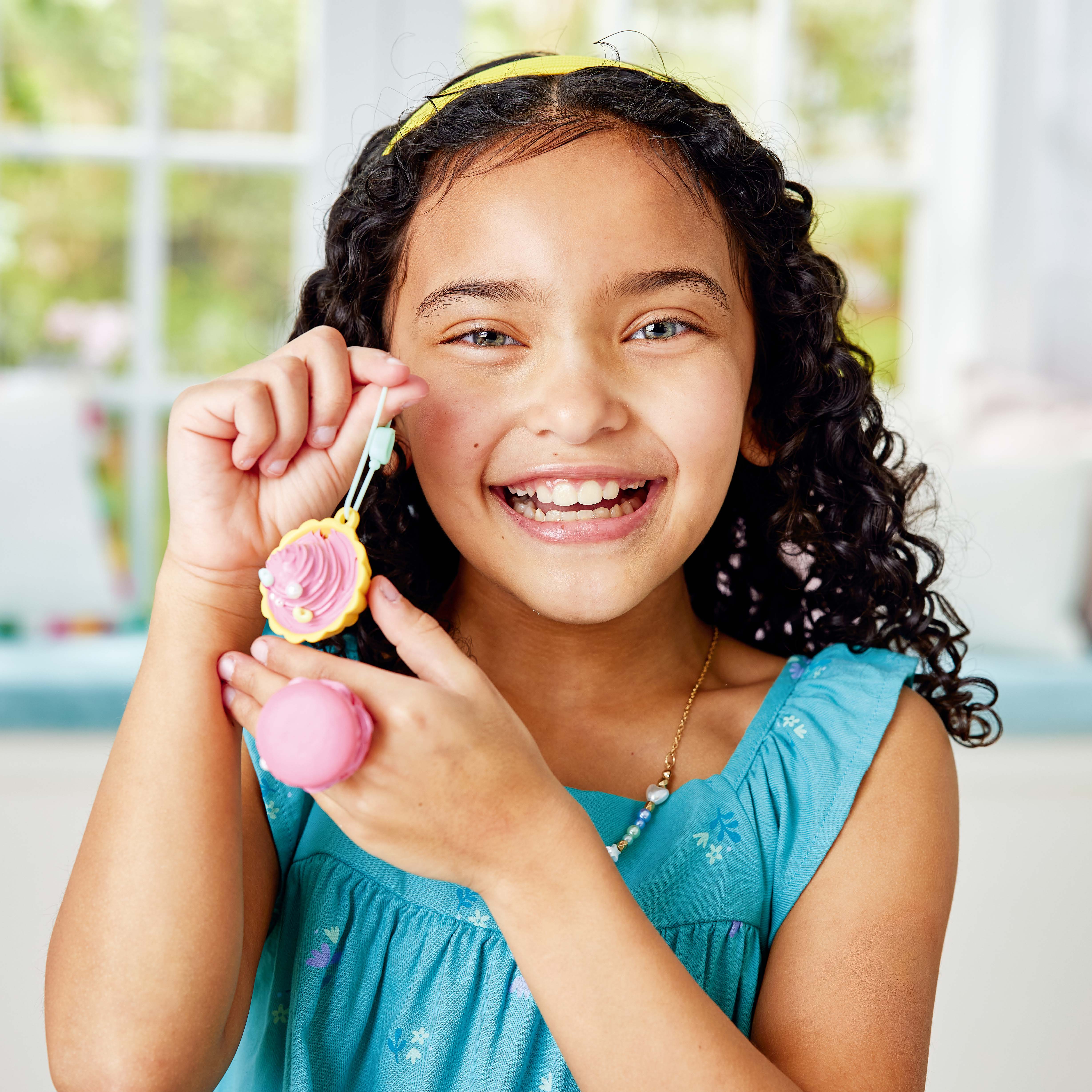 Pati-School Party In Pink Creations