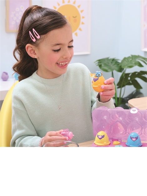 Hatchimals Alive Egg Carton Toy