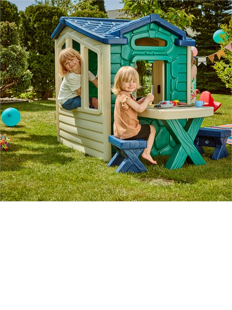 Little tikes picnic cheap playhouse with slide