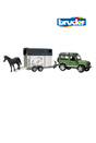 Bruder 1:16 Land Rover with Horse Trailer
