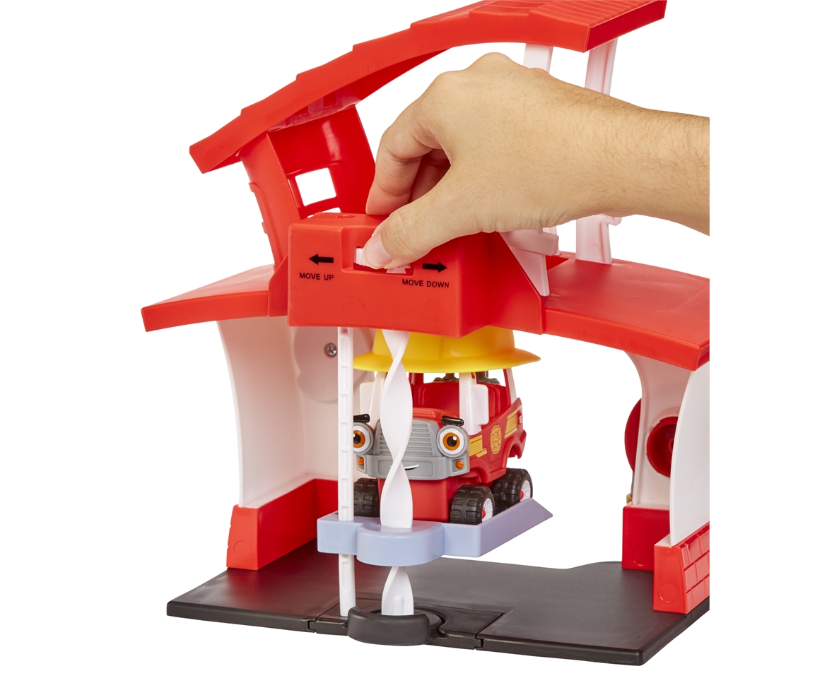 Let´s go cozy coupe Fire Station