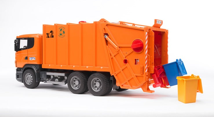 Bruder 1:16 Scania R-Series Garbage Truck