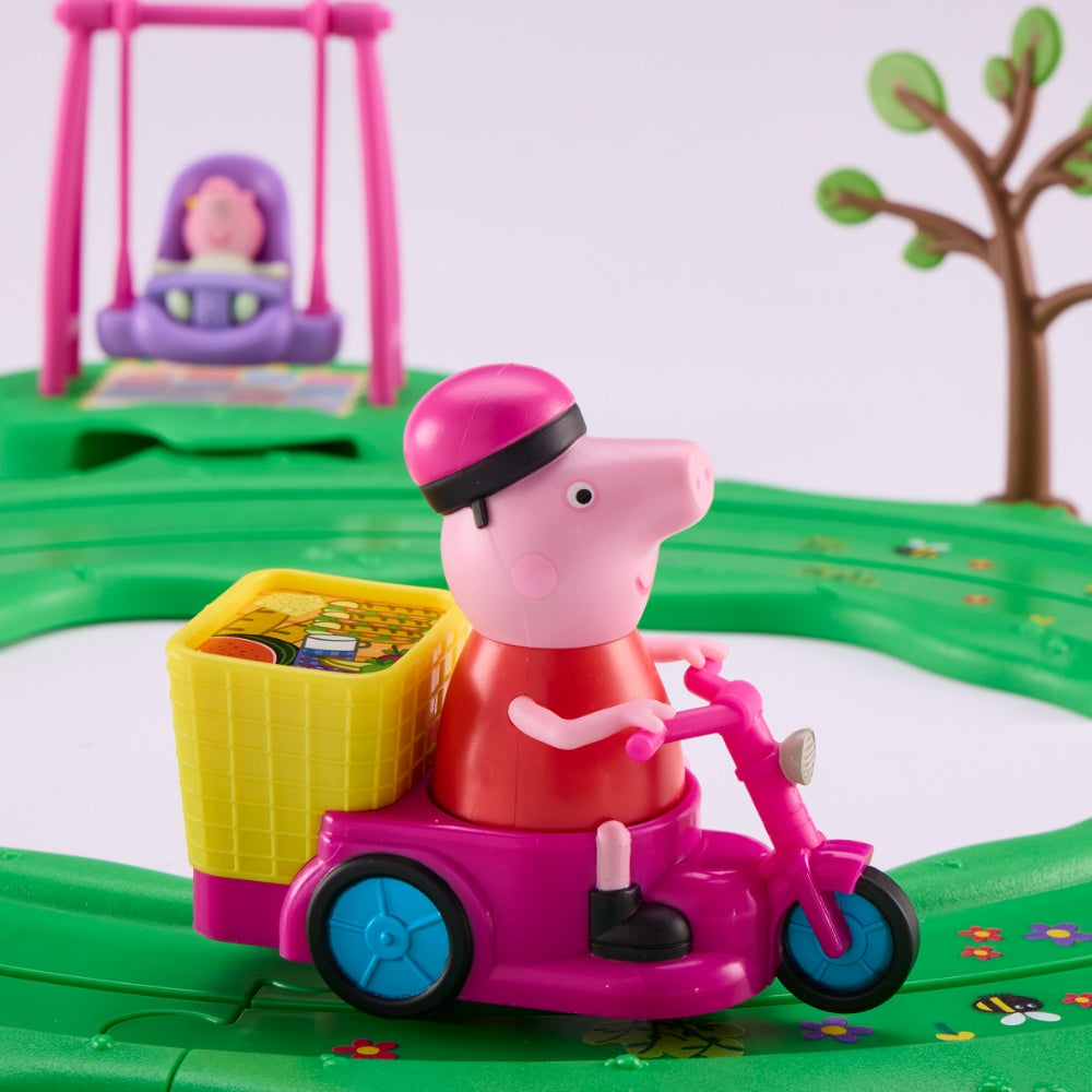 Peppa Pig Whizz-Around Peppa & Evie Fun In The Park Set