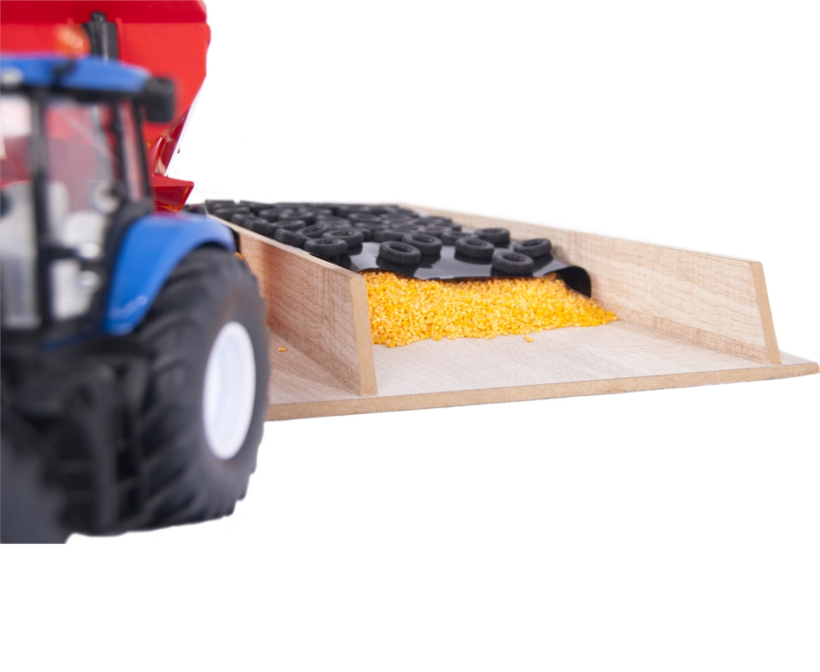 Kids Globe 1:32 Wooden Silage Pit 38X46X5Cm