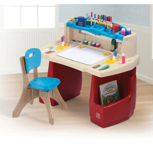 Step 2 Deluxe Art Master Activity  Desk