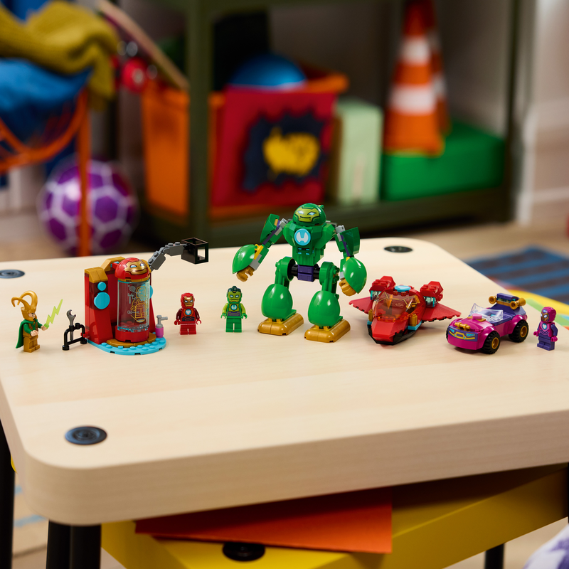 Lego | Marvel Iron Man And His Awesome Friends Loki Vs. Team Iron Man 11211