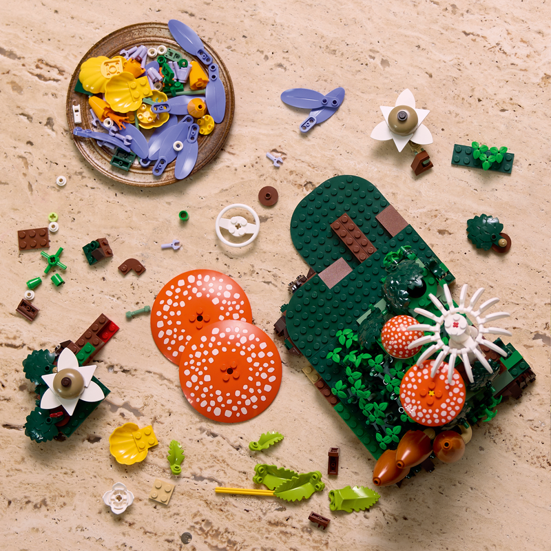 Lego Botanicals Woodland Mushrooms Decor Set 11505