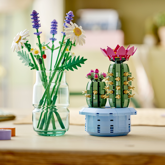 Lego® Botanicals Flowering Cactus Plants Decor 11509