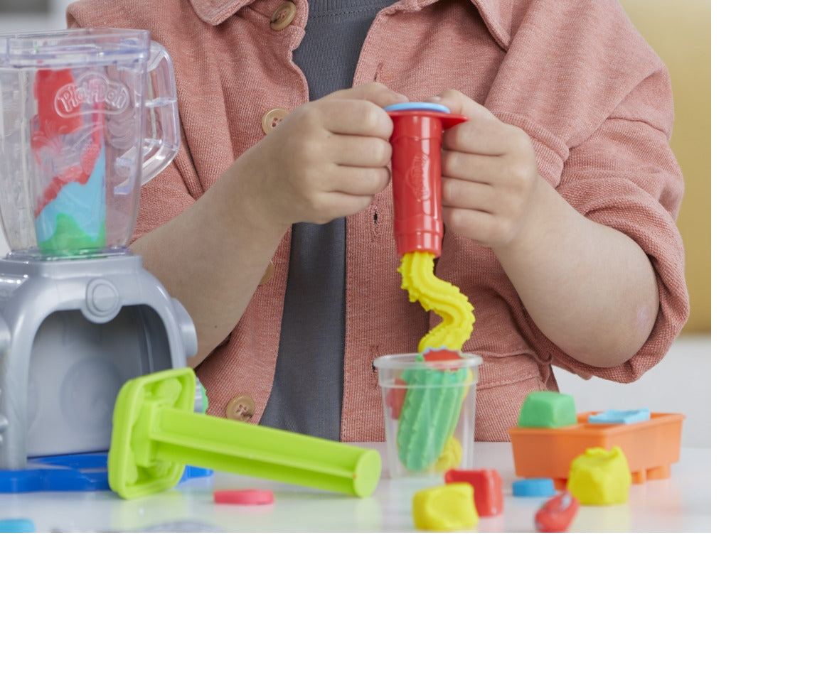 Play-Doh Swirlin' Smoothies Toy Blender Playset
