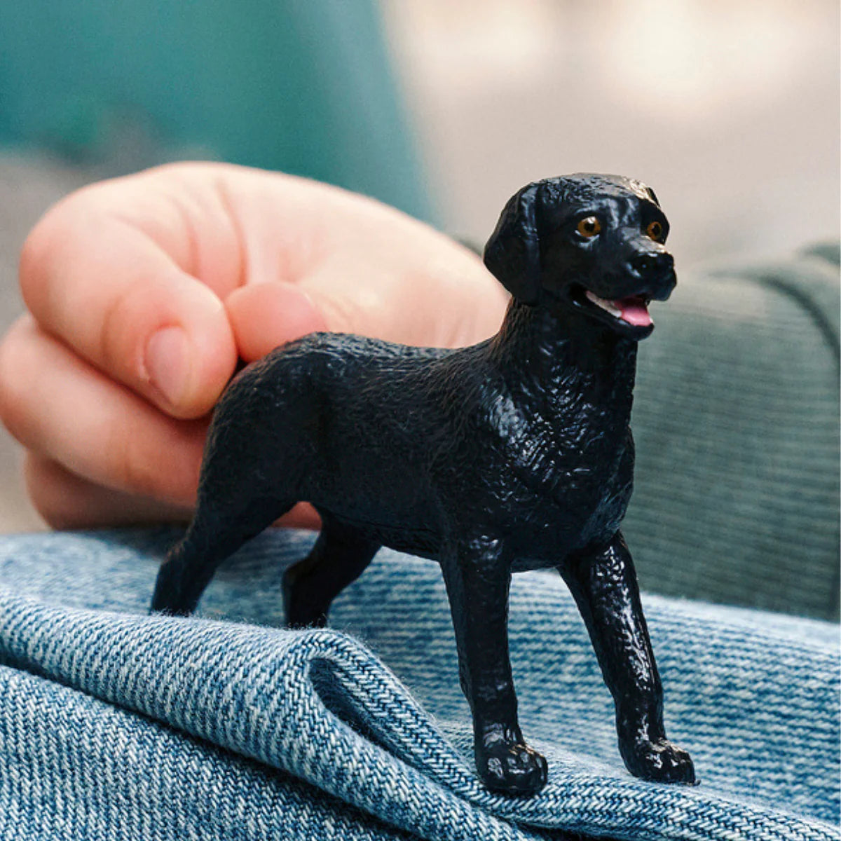 Schleich Farm World Black Labrador Retriever Female