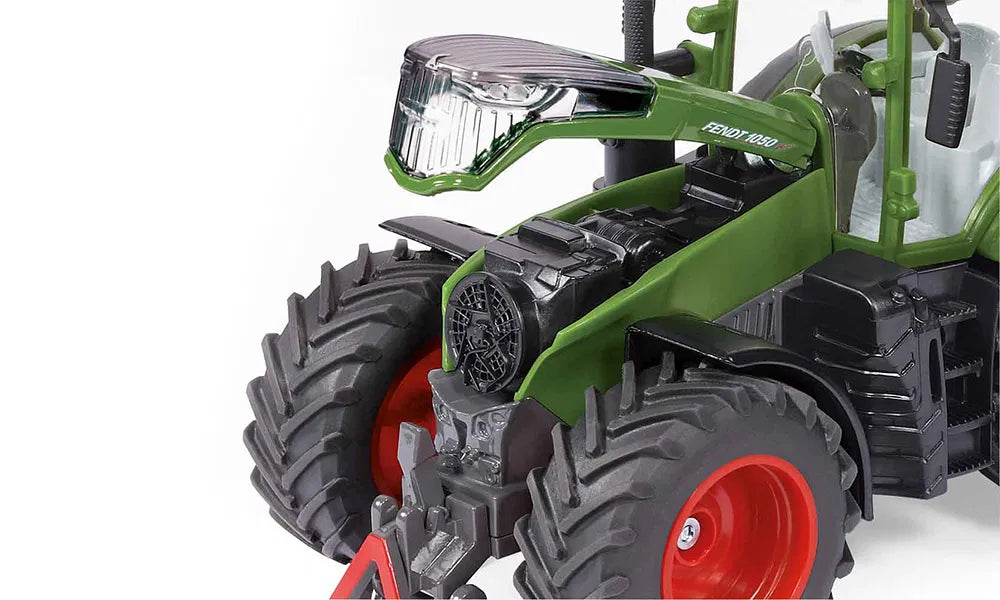 Siku 1: 32 Fendt 1050 Vario Tractor 3287
