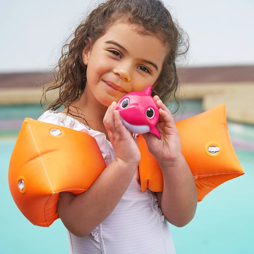 Baby Shark Sing & Swim Bath Toy - Mommy