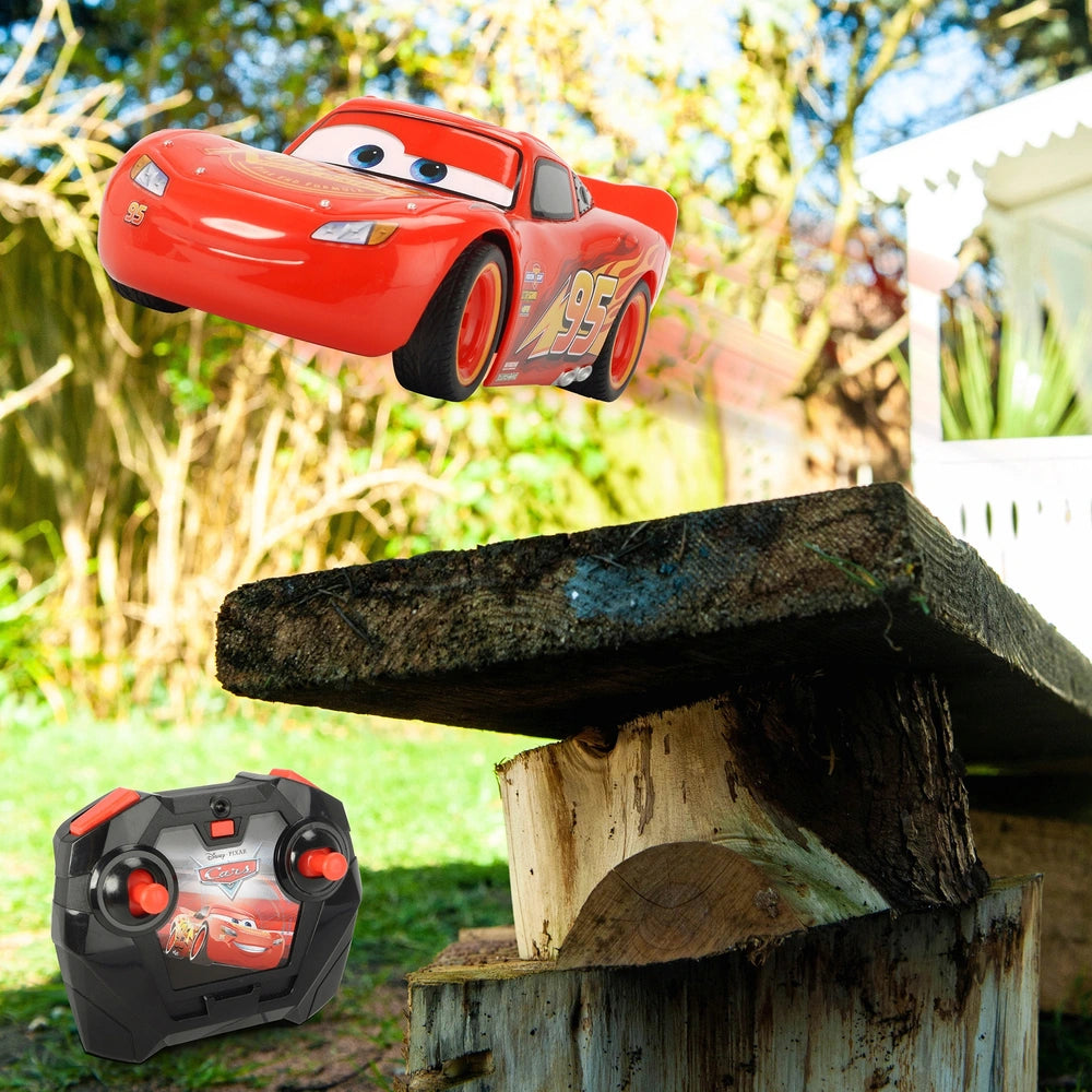 Disney Cars 3 1:24 Remote Control Turbo Racer Lightning Mcqueen