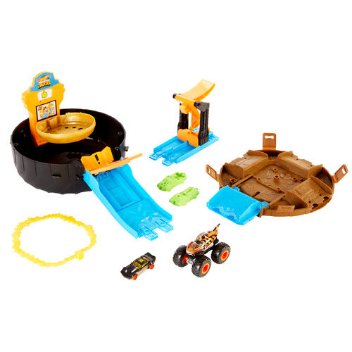 Hot Wheels Monster Trucks Stunt Tyre Play Set