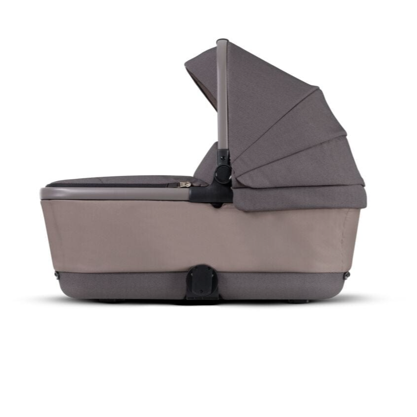 Silver Cross Reef Deluxe Bundle With Silver Cross Dream Car Seat And Base