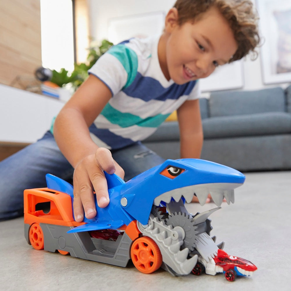 Hot Wheels City Battling Creature Transports Playsets And Vehicles