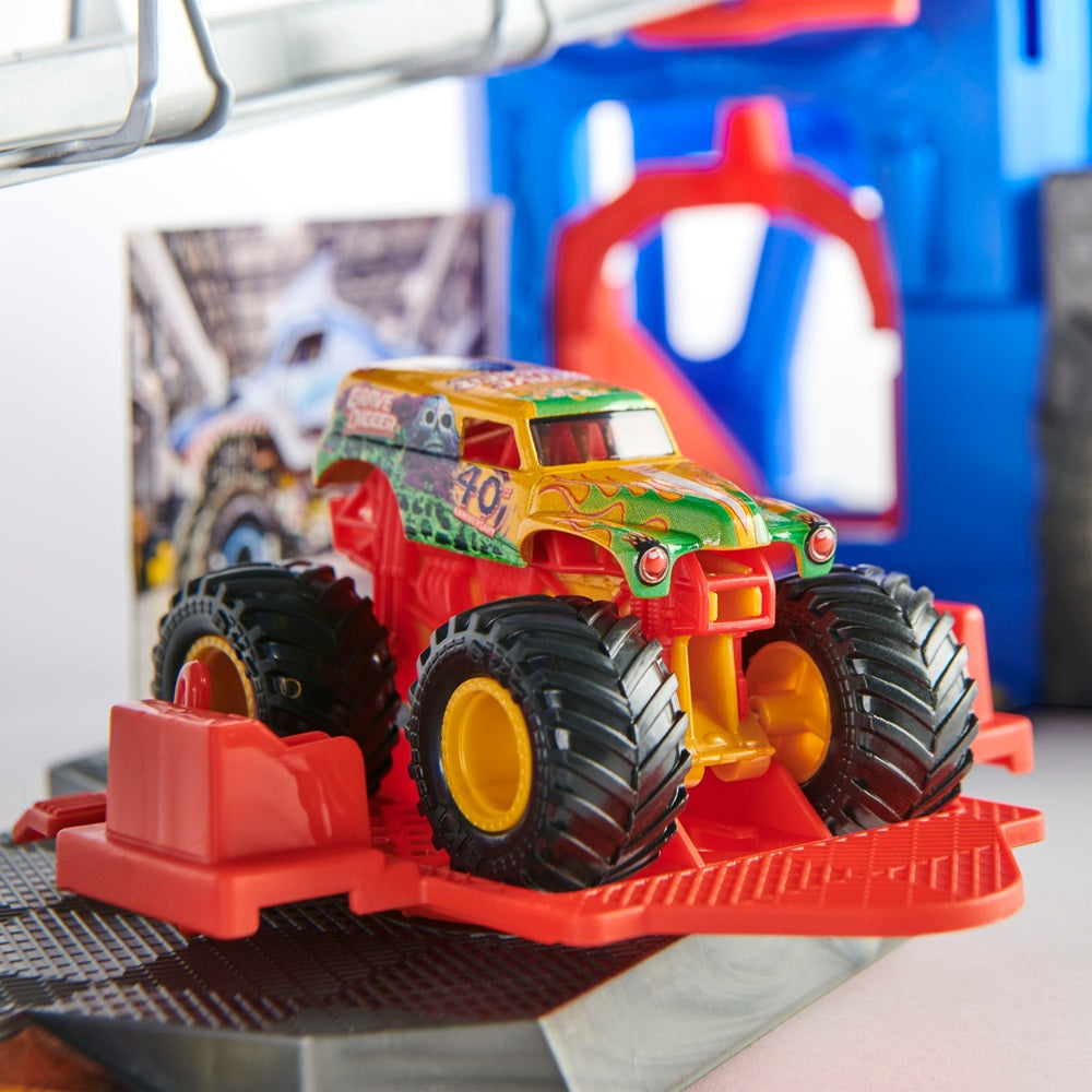 Monster Jam 1:64 Garage