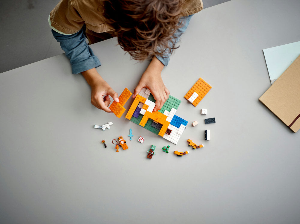 Lego® Minecraft® The Fox Lodge 21178