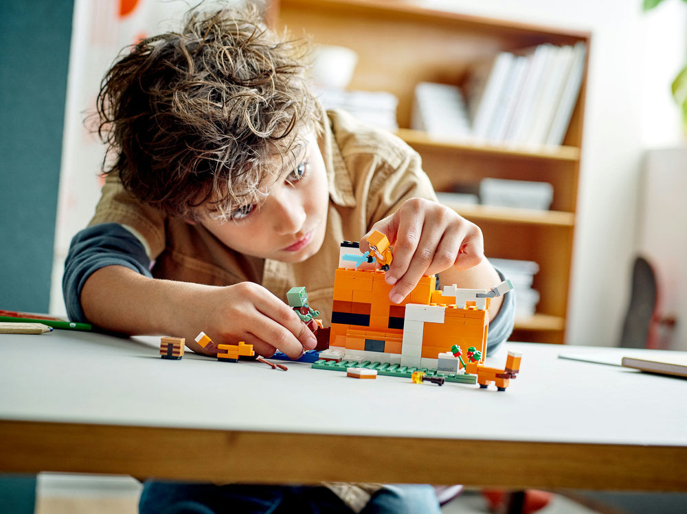Lego® Minecraft® The Fox Lodge 21178