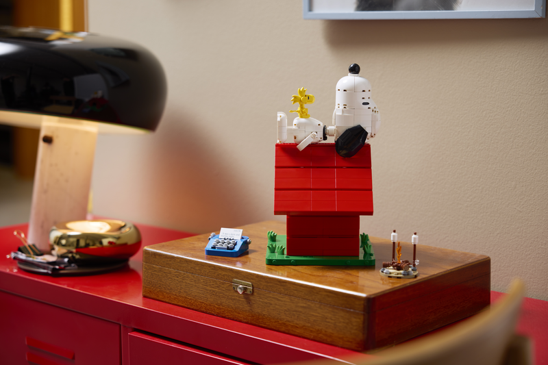 Lego Ideas Peanuts: Snoopy’s Doghouse Set 21368