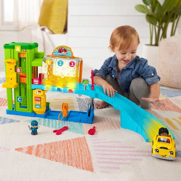 Fisher-Price Little People Light-Up Learning Garage