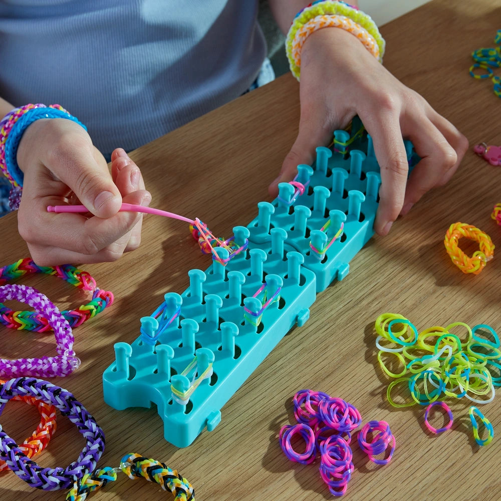 Mega Loom Band Kit Set - 8000 Pieces