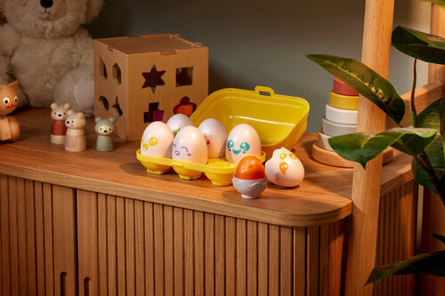 Tomy Toomies Hide And Squeak Eggs