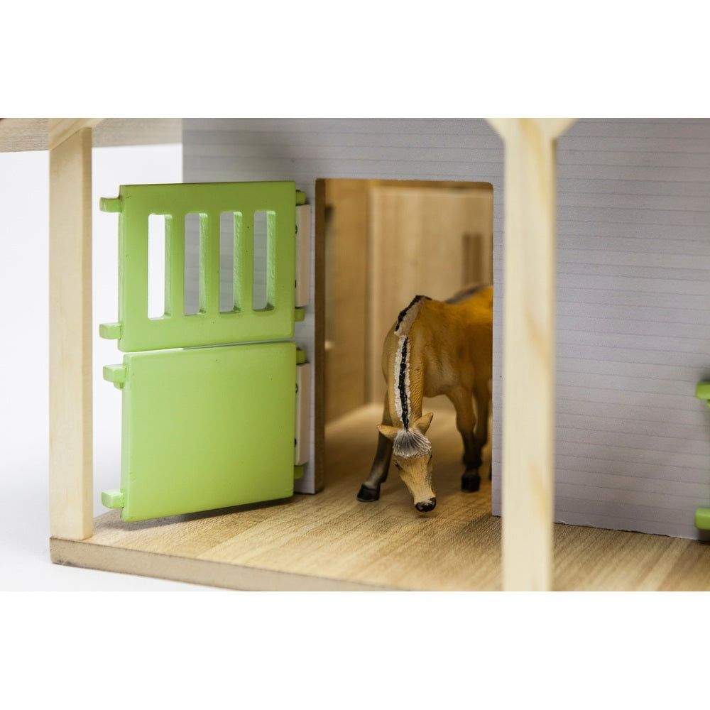 Kids Globe 1:24 Wooden Horse Stable Set