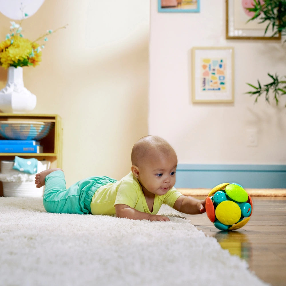 Bright Starts Wobble Bobble Crawl & Chase Ball With Sounds