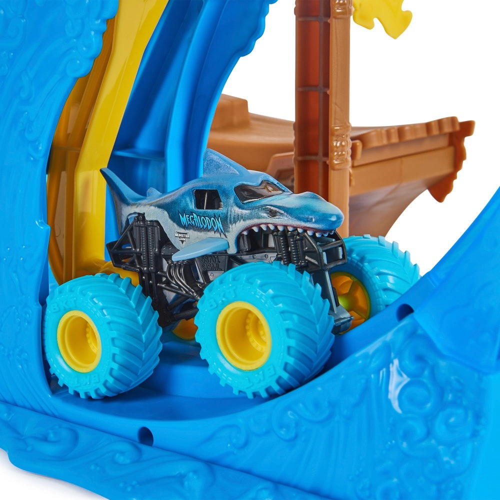 Monster Jam Megalodon Loop Of Doom Stunt Playset