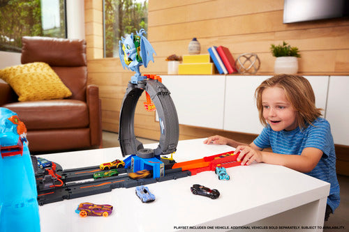 Hot Wheels City Let's Race Netflix - Bat Loop Attack Set