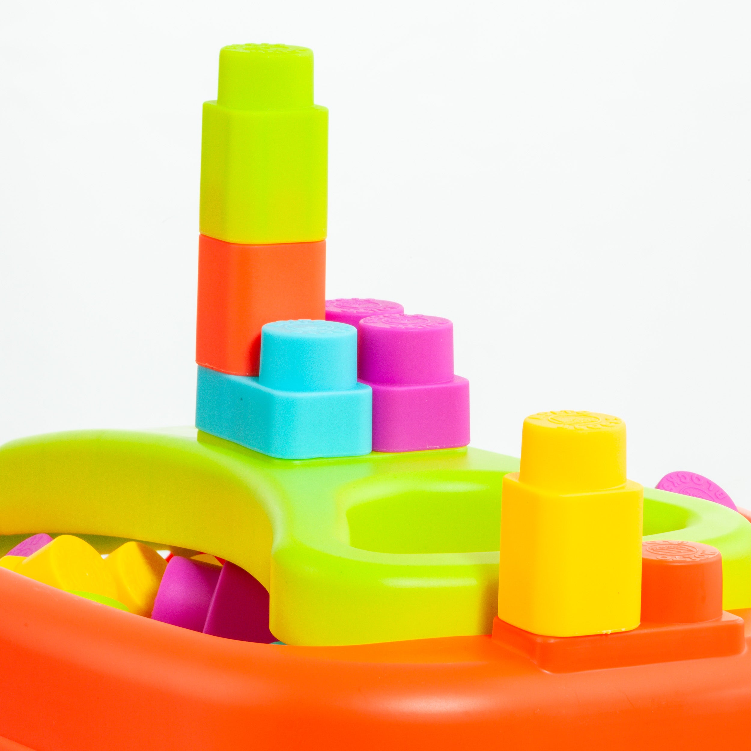 Wagon With 20 Molto Blocks