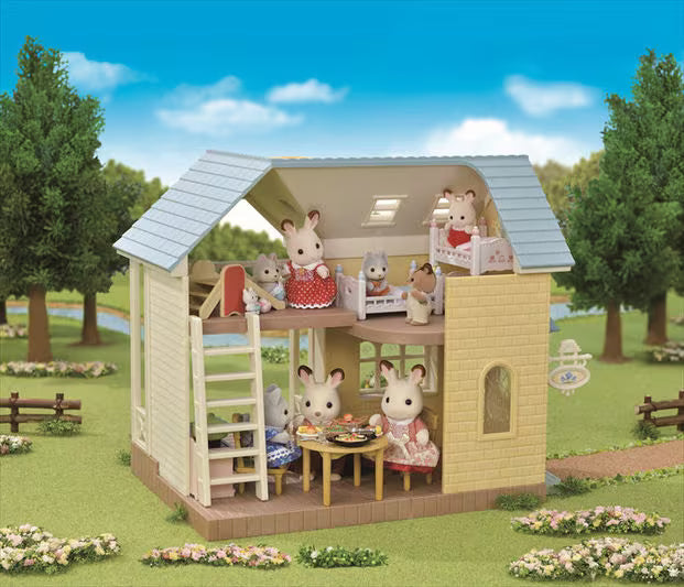 Sylvanian Families Bluebell Cottage Gift Set