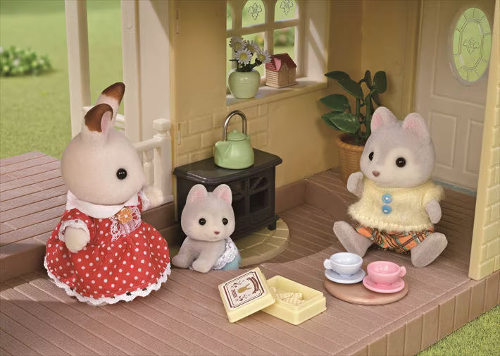 Sylvanian Families Bluebell Cottage Gift Set