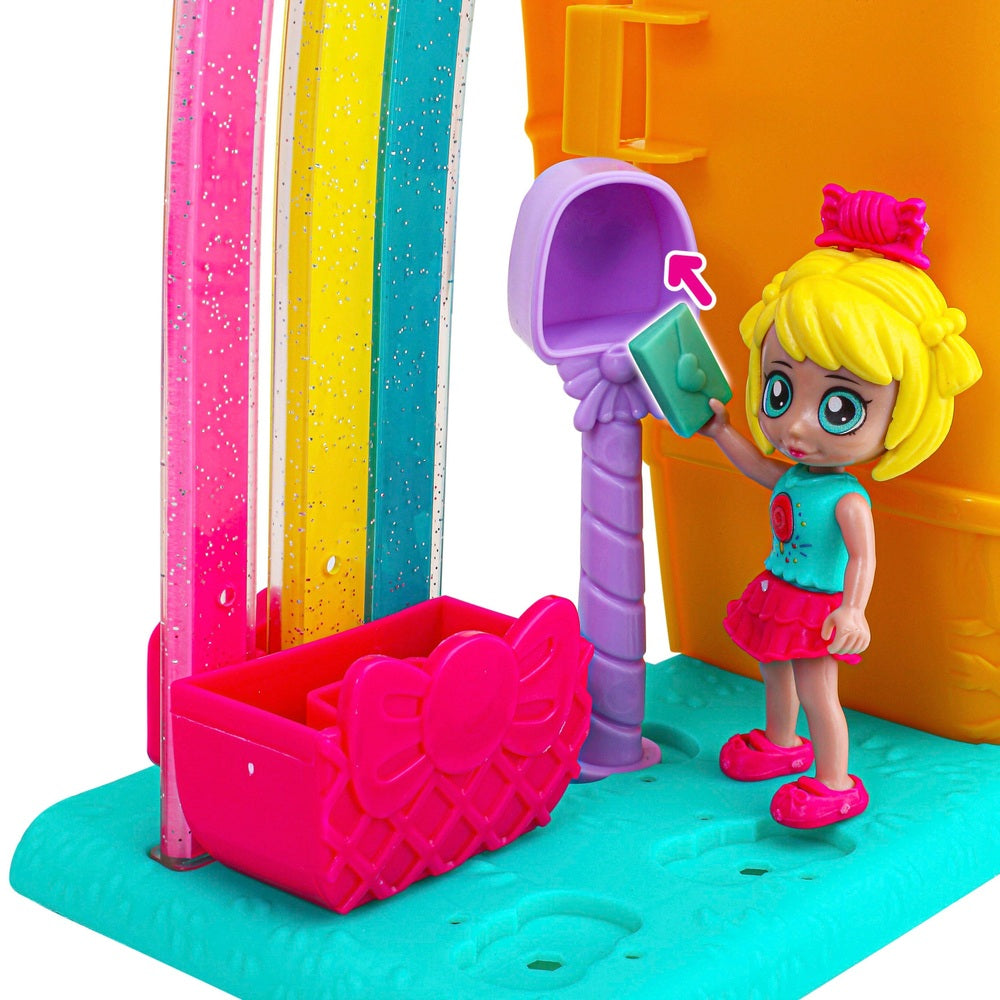Be My Own Cupcake Mansion Playset