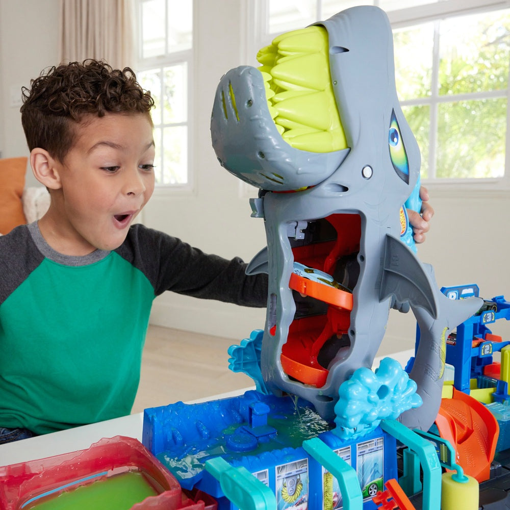 Hot Wheels City Let's Race Netflix - Ultra Shark Car Wash Set