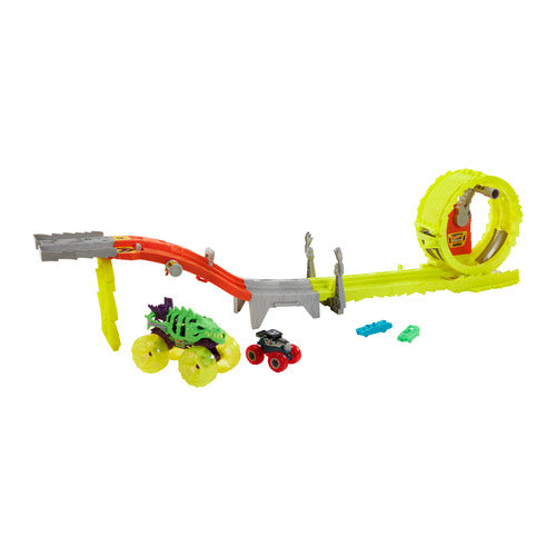 Hot Wheels Monster Trucks Power Smashers Charge And Chase Challenge Set
