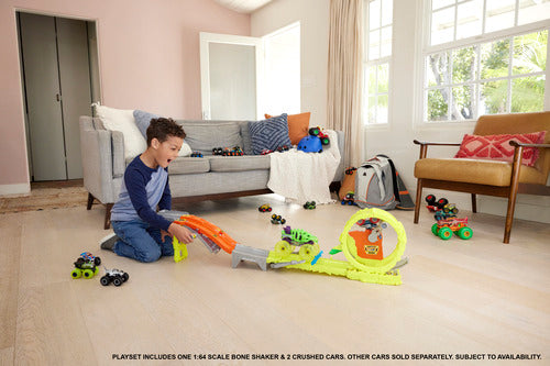Hot Wheels Monster Trucks Power Smashers Charge And Chase Challenge Set