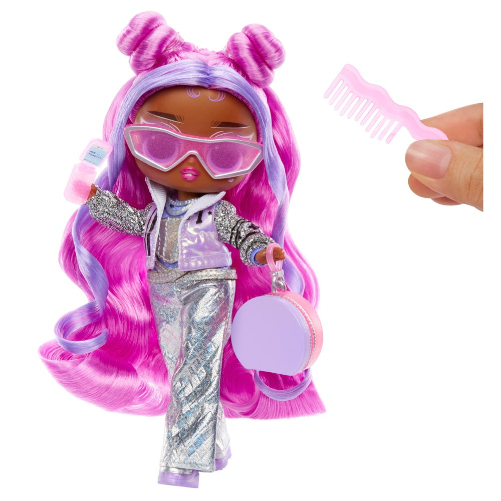 L.o.l. Surprise! Tweens Winter Snow Violet Colour Change Surprise Fashion Doll