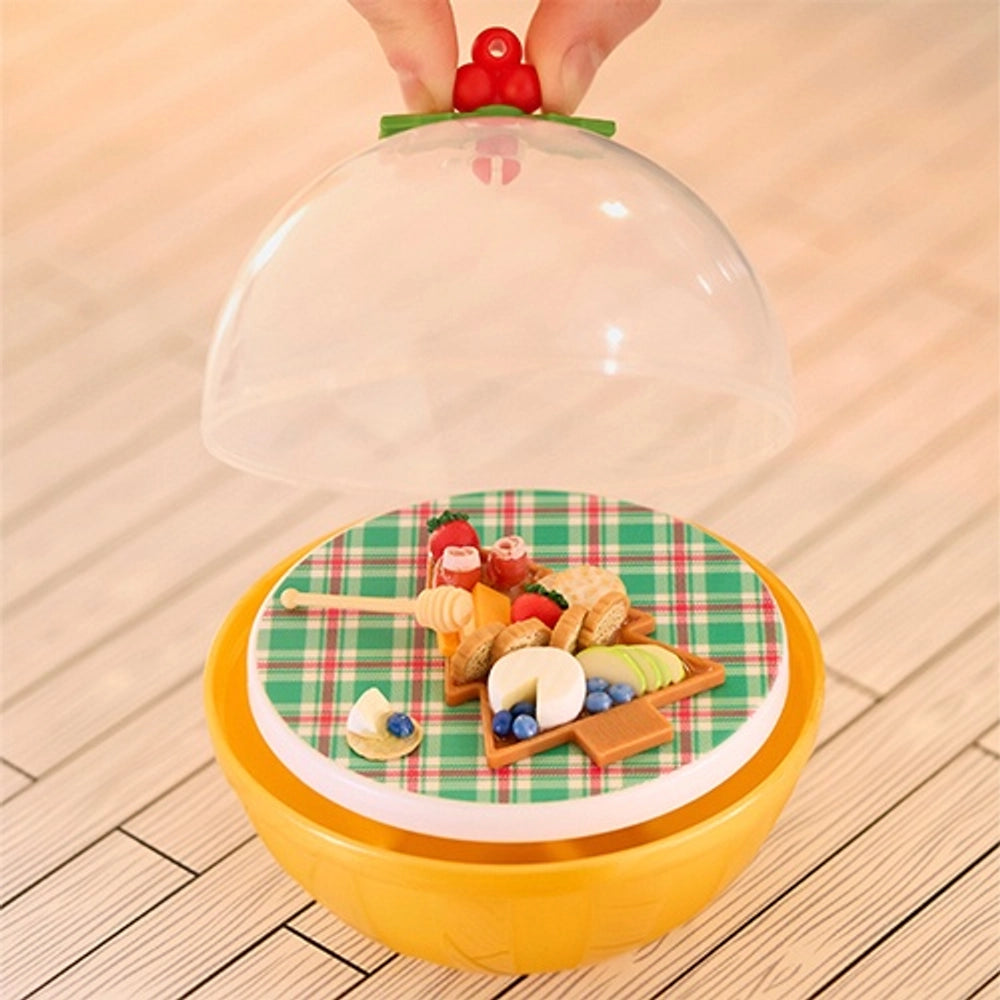 Mga's Miniverse Make It Mini - Holiday Mini Collectible Assortment